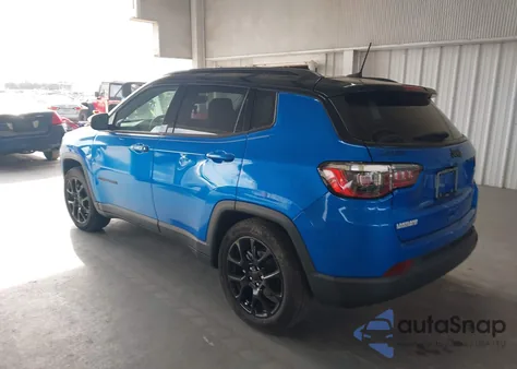 2022 Jeep Compass Altitude Fwd z USA, uszkodzony, nr VIN 3C4NJCBB8NT192488